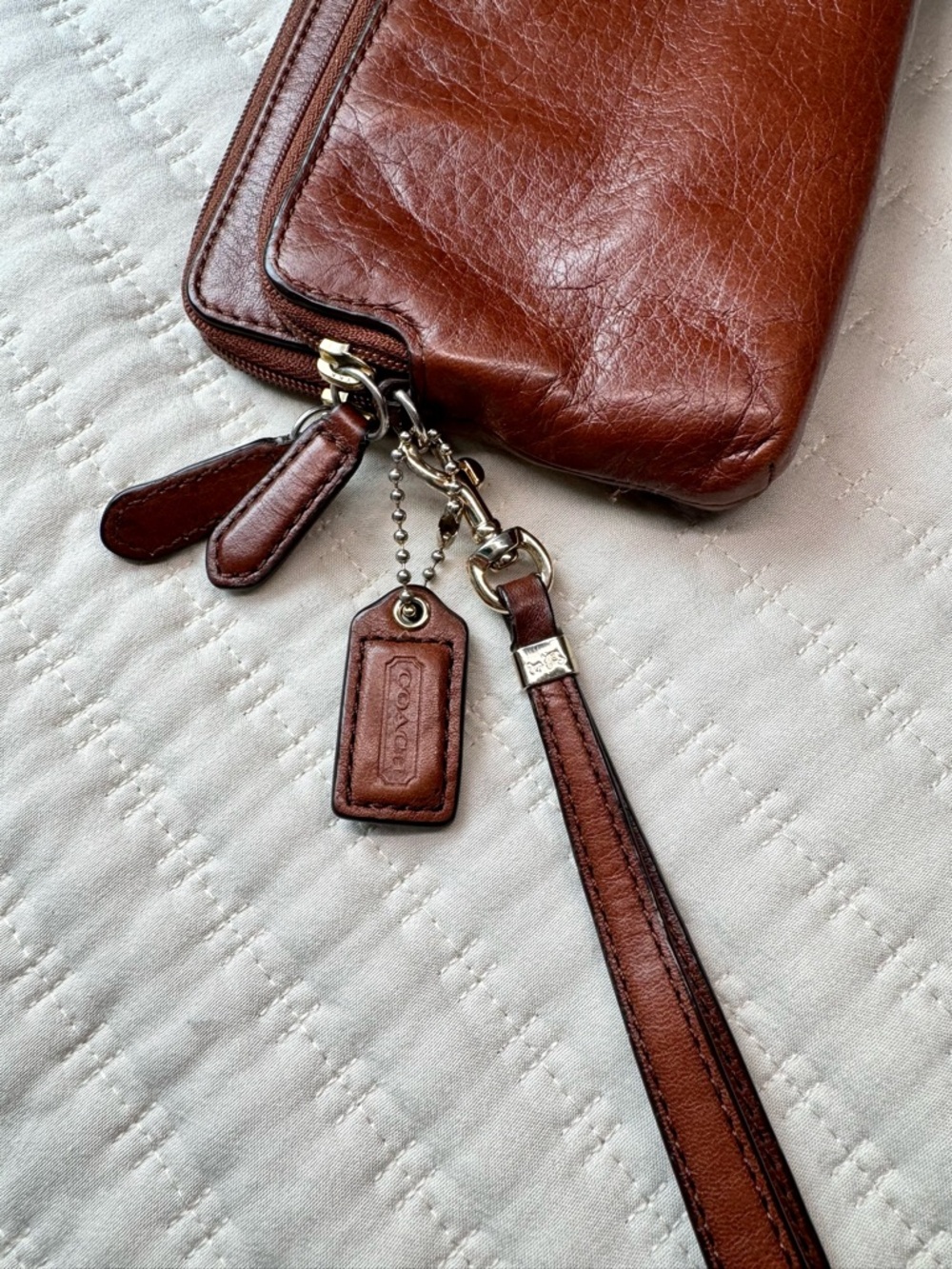 Coach Redwood Brown Pebbled Leather Double Zipper Wallet Wristlet - Picture 4 of 9